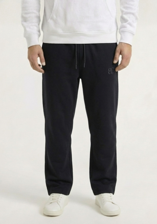 بنطال قطني بستايل "أوفر سايز" (Oversized)